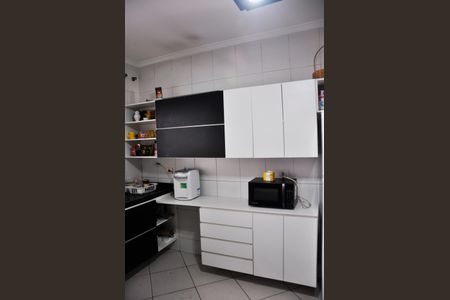 Casa para alugar com 2000m², 2 quartos e 2 vagas Casa para alugar com 2000m², 2 quartos e 2 vagasDetalhe - Cozinha