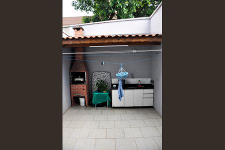 Casa para alugar com 2000m², 2 quartos e 2 vagas Casa para alugar com 2000m², 2 quartos e 2 vagasDetalhe - Churrasqueira