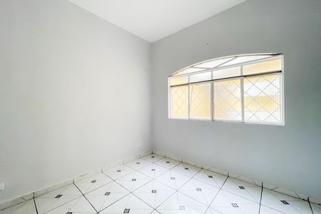 Sala de casa para alugar com 2 quartos, 250m² em Cidade das Flores, Osasco