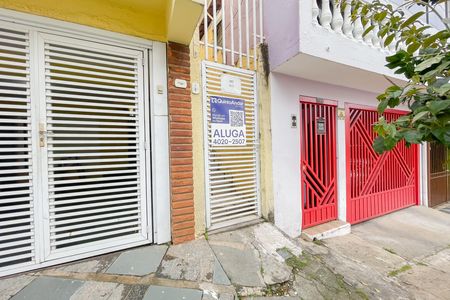 Fachada de casa para alugar com 2 quartos, 250m² em Cidade das Flores, Osasco