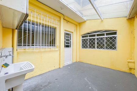 Casa para alugar com 250m², 2 quartos e sem vagaÁrea de Serviço