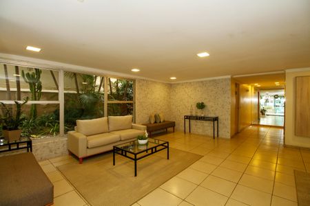 Apartamento para alugar com 28m², 1 quarto e 1 vaga Apartamento para alugar com 28m², 1 quarto e 1 vagaHall Social