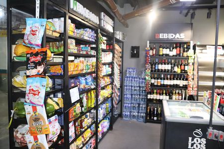 Studio à venda com 35m², 1 quarto e 1 vagaMercado