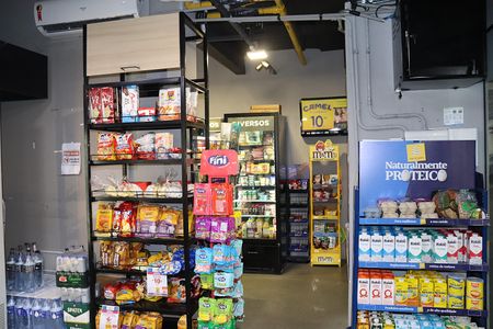 Studio à venda com 35m², 1 quarto e 1 vagaMercado