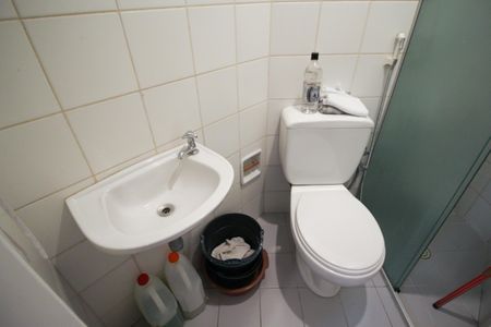 Apartamento para alugar com 130m², 3 quartos e 2 vagasBanheiro de serviço