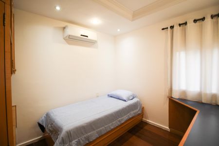 Apartamento para alugar com 130m², 3 quartos e 2 vagasQuarto 1