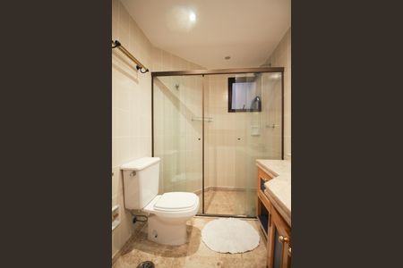 Apartamento para alugar com 130m², 3 quartos e 2 vagasBanheiro social