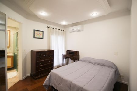 Apartamento para alugar com 130m², 3 quartos e 2 vagasSuíte 