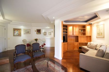 Sala de apartamento para alugar com 3 quartos, 130m² em Indianópolis, São Paulo