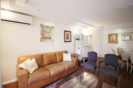 Apartamento para alugar com 130m², 3 quartos e 2 vagasSala