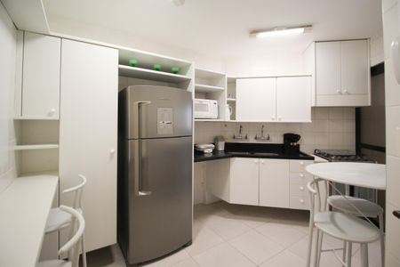 Apartamento para alugar com 130m², 3 quartos e 2 vagasCozinha