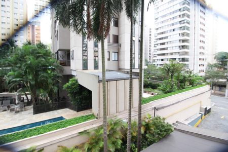 Apartamento para alugar com 130m², 3 quartos e 2 vagasVista