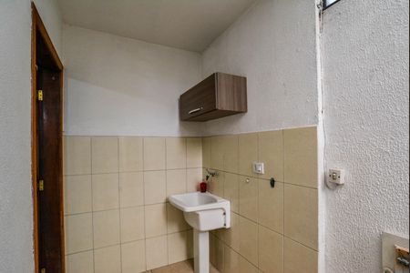 Casa à venda com 80m², 3 quartos e sem vagaÁrea de Serviço