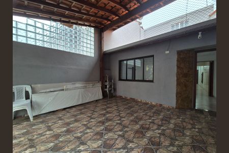 Casa à venda com 80m², 3 quartos e sem vagaGaragem