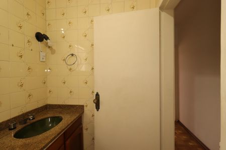 Casa para alugar com 126m², 2 quartos e 2 vagasBanheiro Social 2