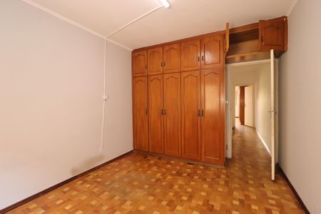 Casa para alugar com 126m², 2 quartos e 2 vagasQuarto 1