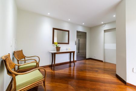 Apartamento para alugar com 45m², 1 quarto e 1 vaga Apartamento para alugar com 45m², 1 quarto e 1 vagaHall de Entrada