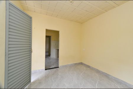 Sala de casa para alugar com 2 quartos, 65m² em Colégio Batista, Belo Horizonte