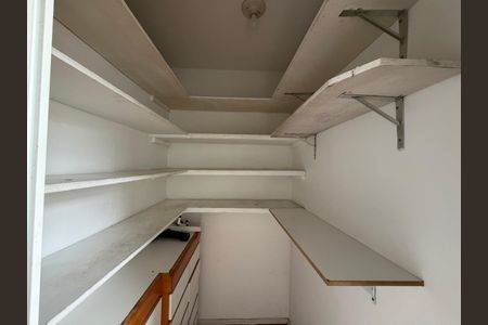 Apartamento à venda com 98m², 2 quartos e 1 vagaÁrea de serviço - Despensa 