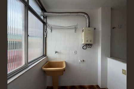 Apartamento à venda com 98m², 2 quartos e 1 vagaÁrea de serviço 