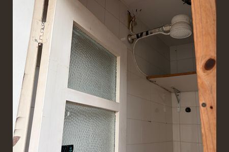 Apartamento à venda com 98m², 2 quartos e 1 vagaÁrea de serviço - Banheiro 