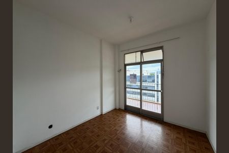 Apartamento à venda com 98m², 2 quartos e 1 vagaQuarto