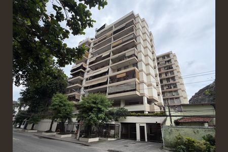 Apartamento à venda com 98m², 2 quartos e 1 vagaFachada
