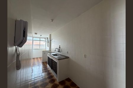 Apartamento à venda com 98m², 2 quartos e 1 vagaCozinha 