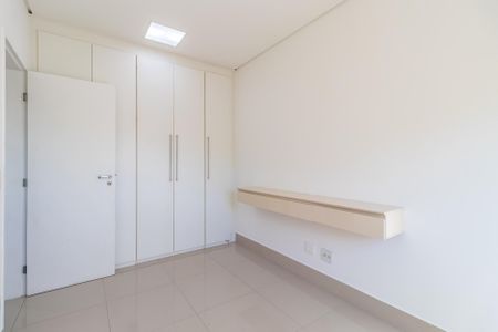Apartamento à venda com 178m², 2 quartos e 2 vagas