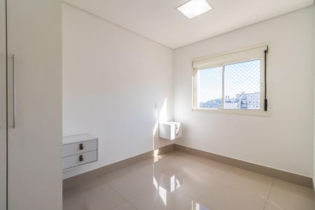 Apartamento à venda com 178m², 2 quartos e 2 vagas