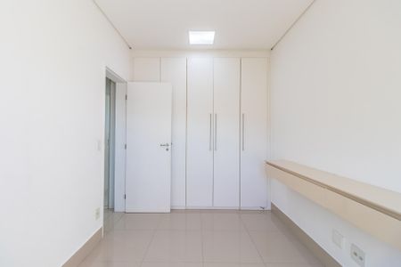 Apartamento à venda com 178m², 2 quartos e 2 vagas