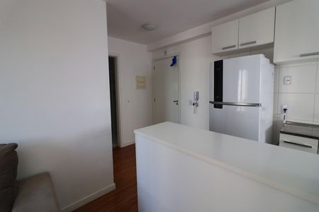 Sala de apartamento para alugar com 2 quartos, 38m² em Presidente Altino, Osasco
