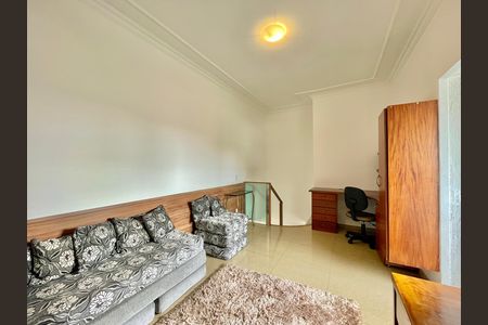 Apartamento à venda com 2 quartos, 105m² em Santa Teresa, Belo Horizonte