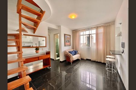 Apartamento à venda com 2 quartos, 105m² em Santa Teresa, Belo Horizonte