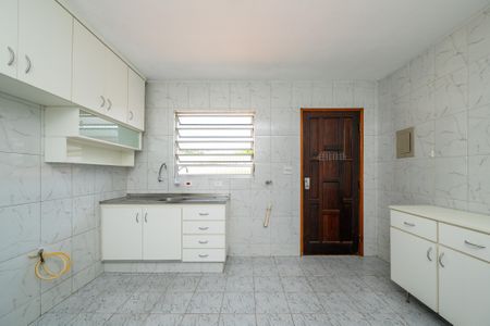 Cozinha de casa para alugar com 1 quarto, 40m² em Jardim Prudência, São Paulo