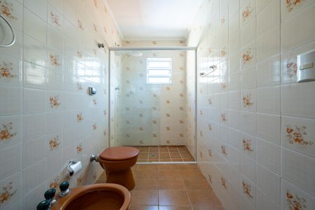 Banheiro da Suíte de casa para alugar com 1 quarto, 40m² em Jardim Prudência, São Paulo