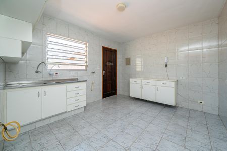 Cozinha de casa para alugar com 1 quarto, 40m² em Jardim Prudência, São Paulo