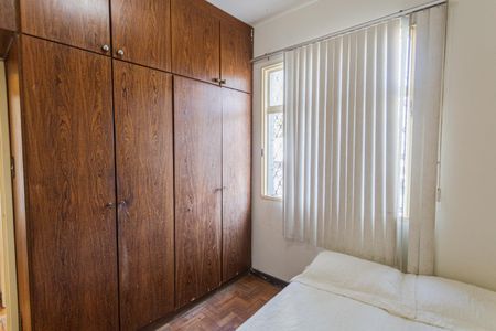 Quarto 1 de apartamento para alugar com 2 quartos, 80m² em São Lucas, Belo Horizonte