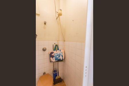 Apartamento à venda com 80m², 2 quartos e sem vagaBanheiro de serviço