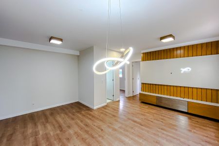 Apartamento para alugar com 68m², 2 quartos e 1 vaga Apartamento para alugar com 68m², 2 quartos e 1 vagaSala
