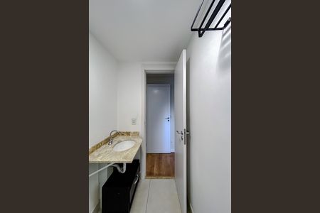 Apartamento para alugar com 68m², 2 quartos e 1 vaga Apartamento para alugar com 68m², 2 quartos e 1 vagaBanheiro da Suíte