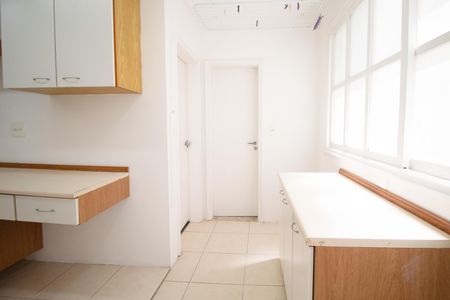 Apartamento para alugar com 98m², 2 quartos e 1 vaga Apartamento para alugar com 98m², 2 quartos e 1 vagaÁrea de Serviço