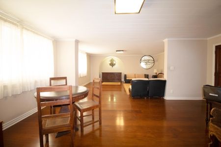 Apartamento para alugar com 98m², 2 quartos e 1 vaga Apartamento para alugar com 98m², 2 quartos e 1 vagaÁrea comum - Salão de festas