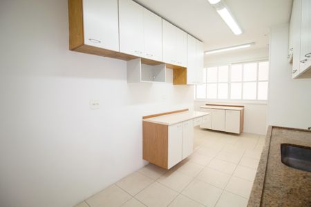 Apartamento para alugar com 98m², 2 quartos e 1 vaga Apartamento para alugar com 98m², 2 quartos e 1 vagaCozinha