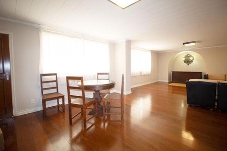 Apartamento para alugar com 98m², 2 quartos e 1 vaga Apartamento para alugar com 98m², 2 quartos e 1 vagaÁrea comum - Salão de festas