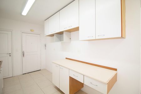 Apartamento para alugar com 98m², 2 quartos e 1 vaga Apartamento para alugar com 98m², 2 quartos e 1 vagaCozinha