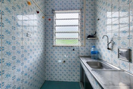 Apartamento para alugar com 108m², 3 quartos e sem vagaCozinha 