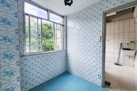 Apartamento para alugar com 108m², 3 quartos e sem vagaCozinha 