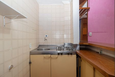 Cozinha de kitnet/studio à venda com 1 quarto, 28m² em Bela Vista, São Paulo