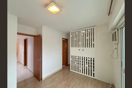 Apartamento para alugar com 93m², 2 quartos e 1 vagaSuíte